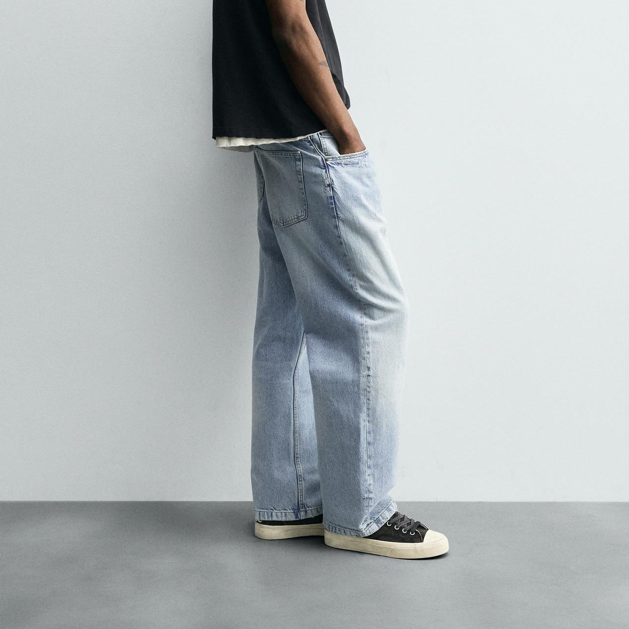 BAGGY FIT JEANS